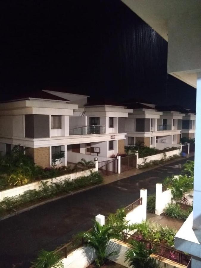 Appartement Mizzle à Lonavala Extérieur photo