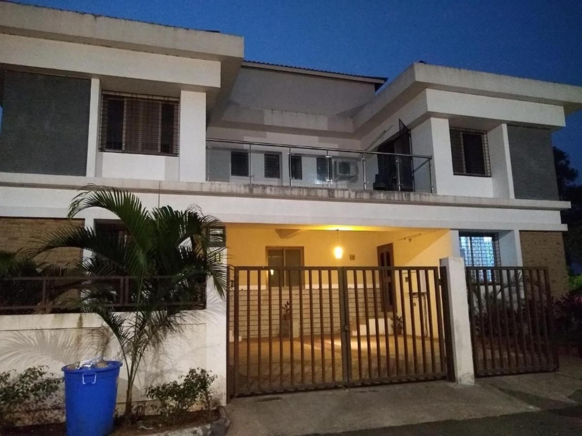 Appartement Mizzle à Lonavala Extérieur photo