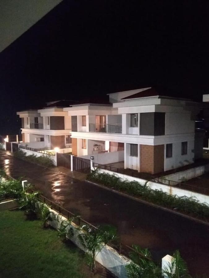 Appartement Mizzle à Lonavala Extérieur photo