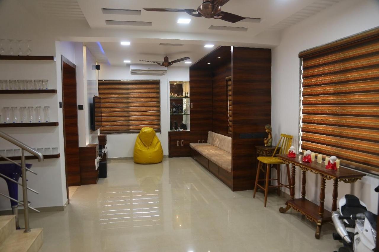 Appartement Mizzle à Lonavala Extérieur photo