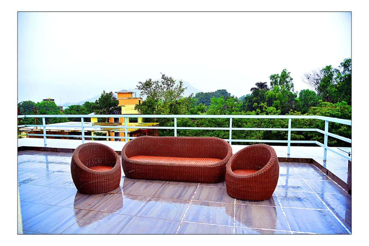 Appartement Mizzle à Lonavala Extérieur photo