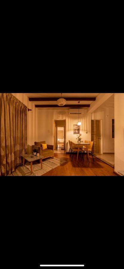 Appartement Mizzle à Lonavala Extérieur photo
